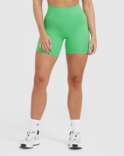 Timeless High Waisted Shorts 6" | Jade