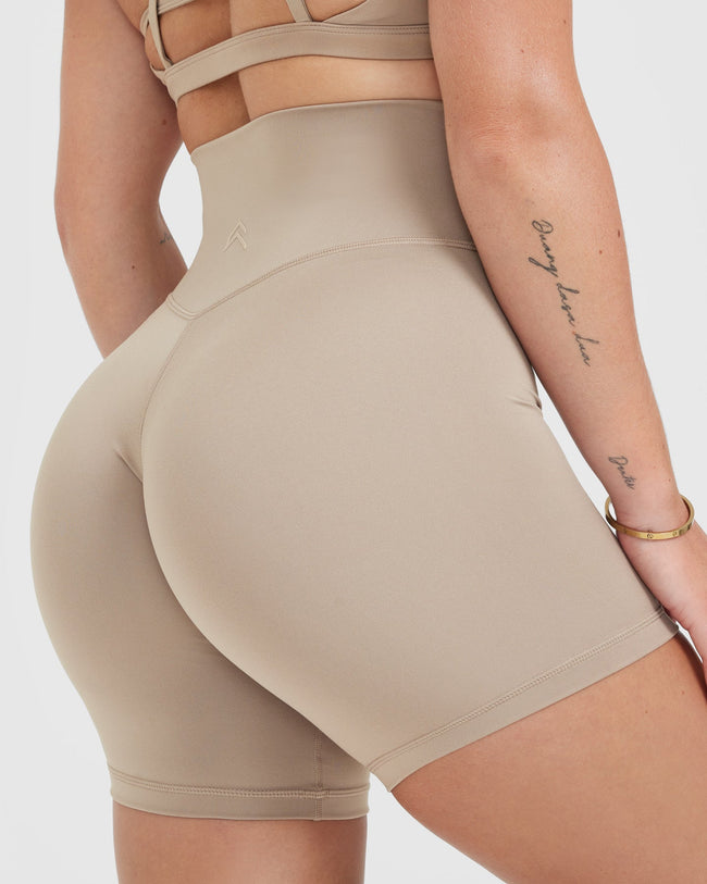 Timeless High Waisted Shorts 6" | Sandstone
