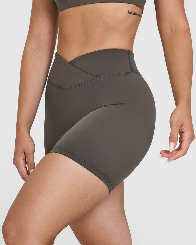 UnifiedMove™ Wrap Shorts 6" | Deep Taupe