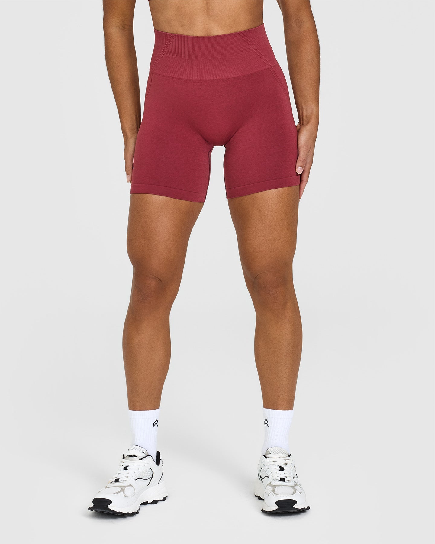 EffortlessLift™ Seamless Shorts with White Logo | Burnt Cherry