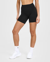 Timeless High Waisted Shorts 6" | Black