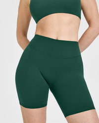 SoftMotion™ Cycling Shorts 8" | Dark Racing Green