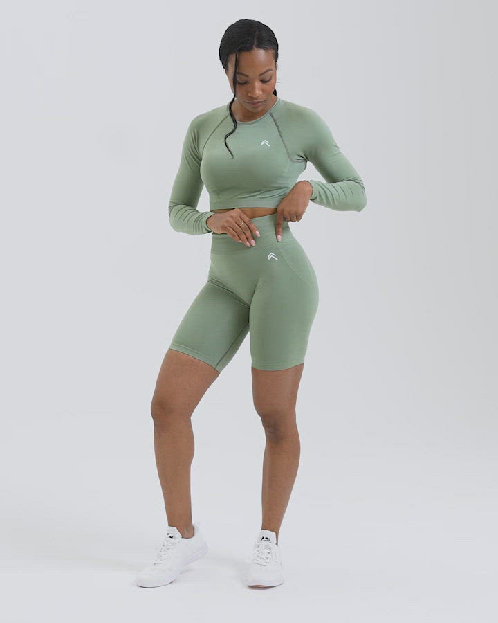 EffortlessLift™ Seamless Cycling Shorts with White Logo | Sage