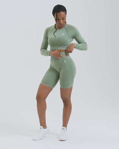 EffortlessLift™ Seamless Cycling Shorts with White Logo | Sage