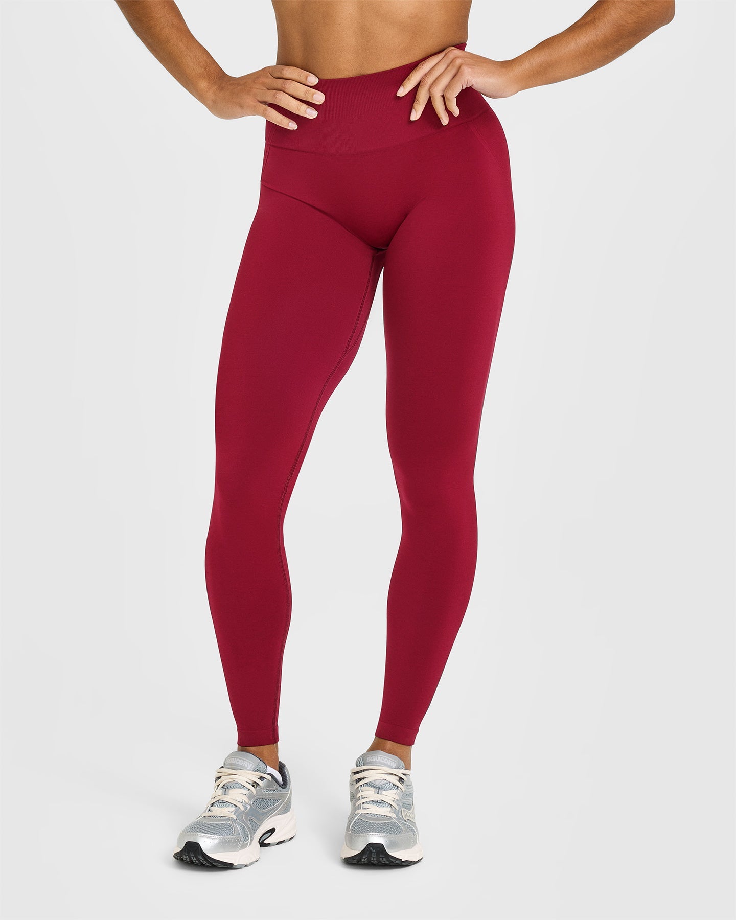 EffortlessLift™ Seamless Leggings with White Logo | Claret Red