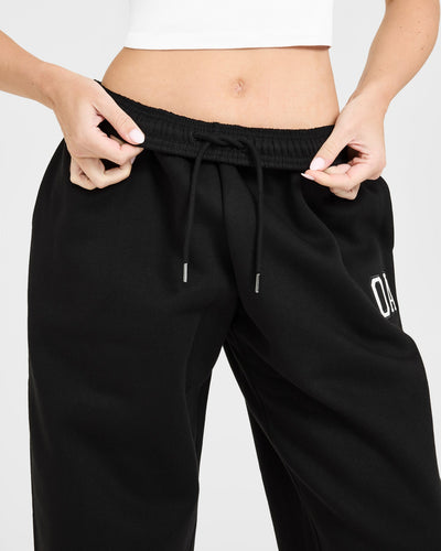 Foundations Oversized Oner Girlfriend Joggers | Black