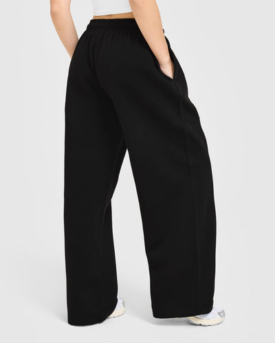 Foundations Oversized Oner Girlfriend Straight Leg Joggers | Black