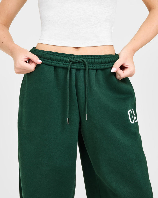 Foundations Oversized Oner Girlfriend Straight Leg Joggers | Racing Green