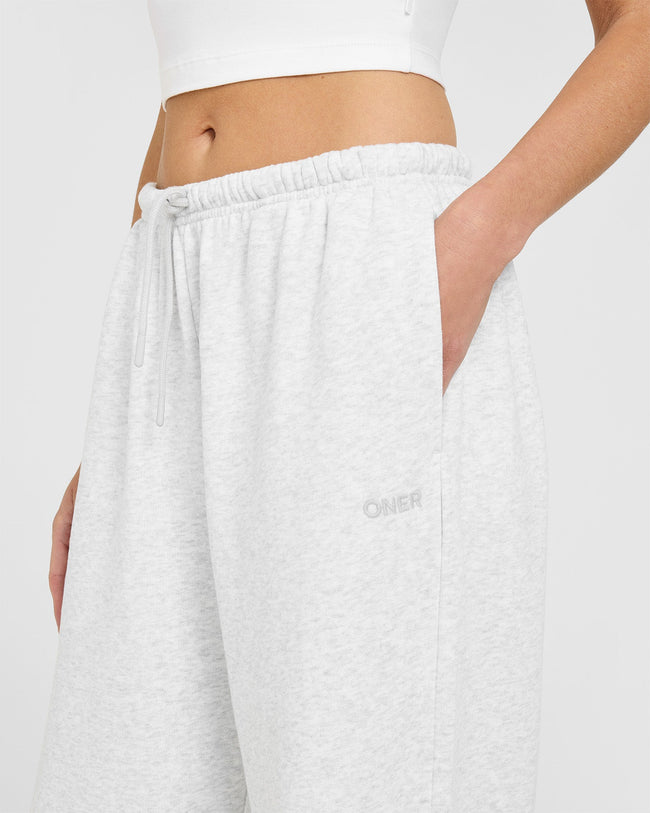 Mid Weight Relaxed Straight Leg Joggers | Light Grey Marl