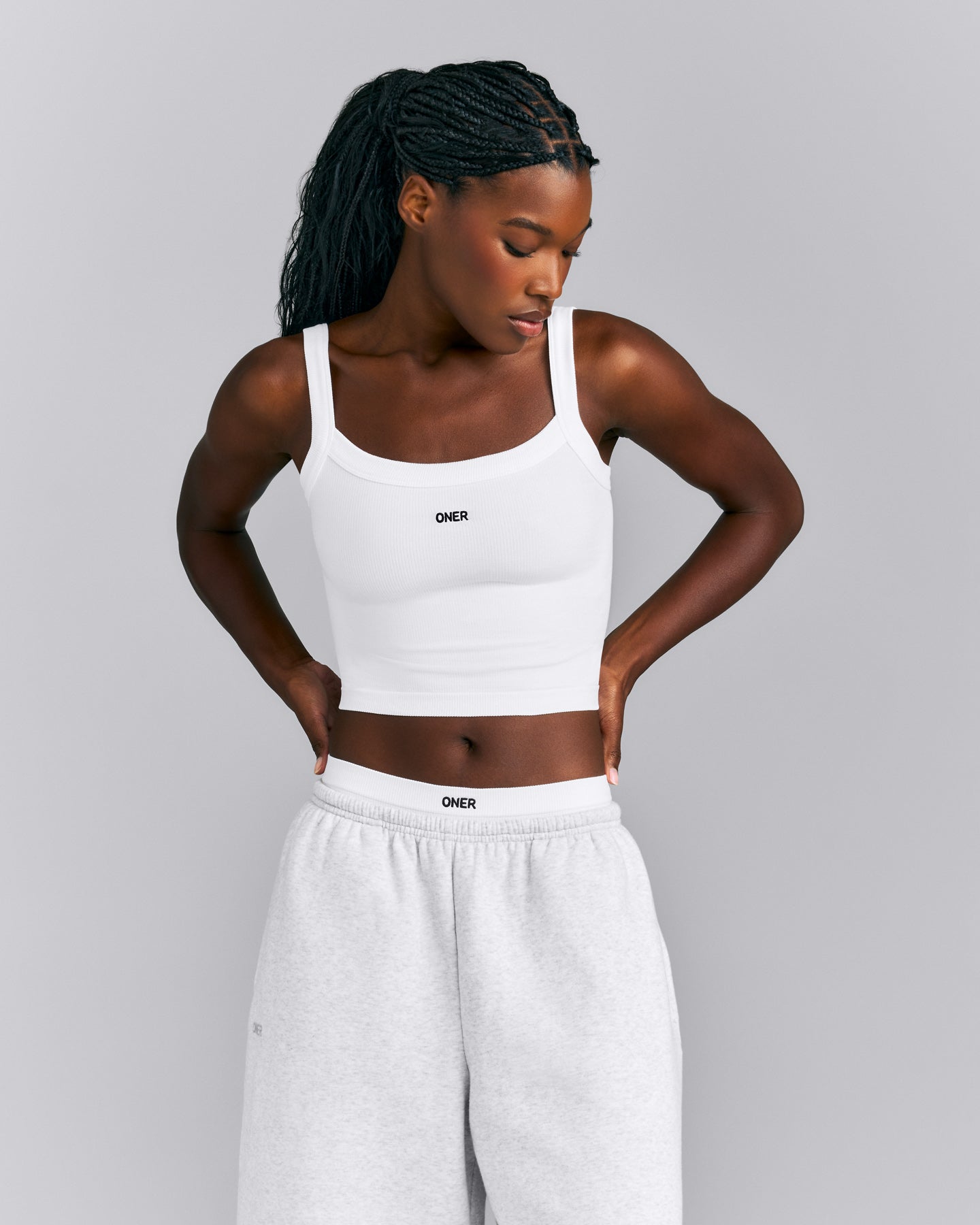 Seamless Scoop Neck Vest | White