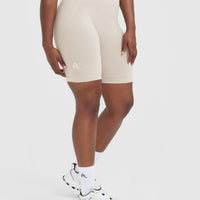 EffortlessLift™ Seamless Cycling Shorts with White Logo | Sand
