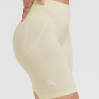 EffortlessLift™ Seamless Cycling Shorts with White Logo | Vanilla