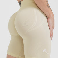 EffortlessLift™ Seamless Cycling Shorts with White Logo | Vanilla