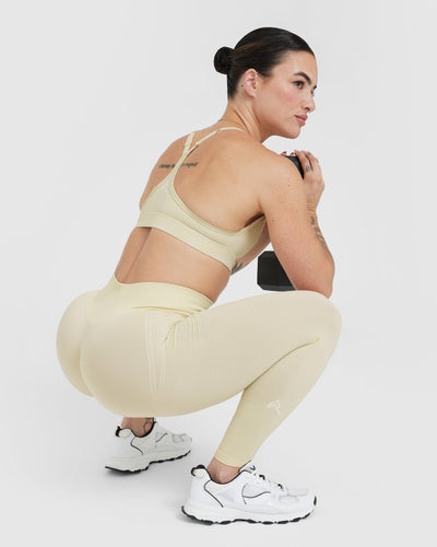 EffortlessLift™ Seamless Leggings with White Logo | Vanilla