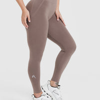 EffortlessLift™ Seamless Leggings with White Logo | Washed Cool Brown