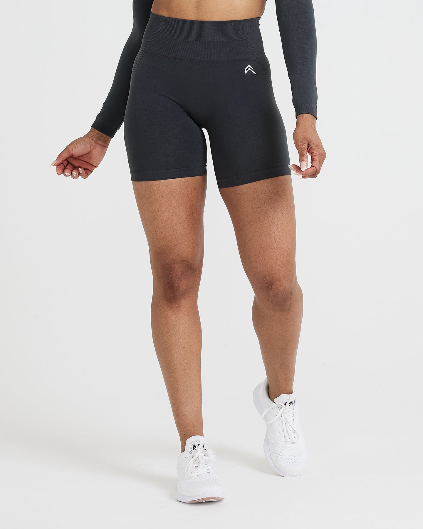 EffortlessLift™ Seamless Shorts with White Logo | Coal