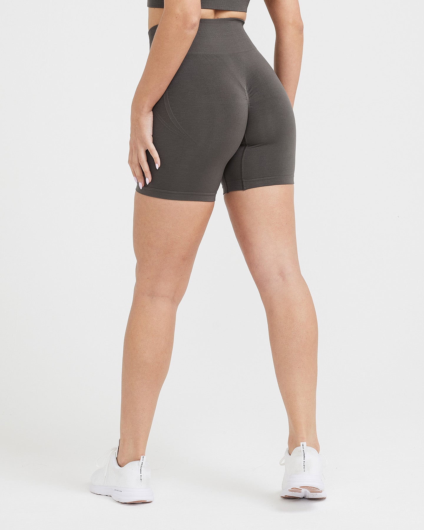 EffortlessLift™ Seamless Shorts with White Logo | Deep Taupe