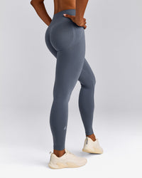 EffortlessLift™ Seamless Leggings with Grey Logo | Light Granite Blue
