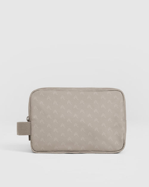 Oner Modal Large Monogram Washbag | Minky