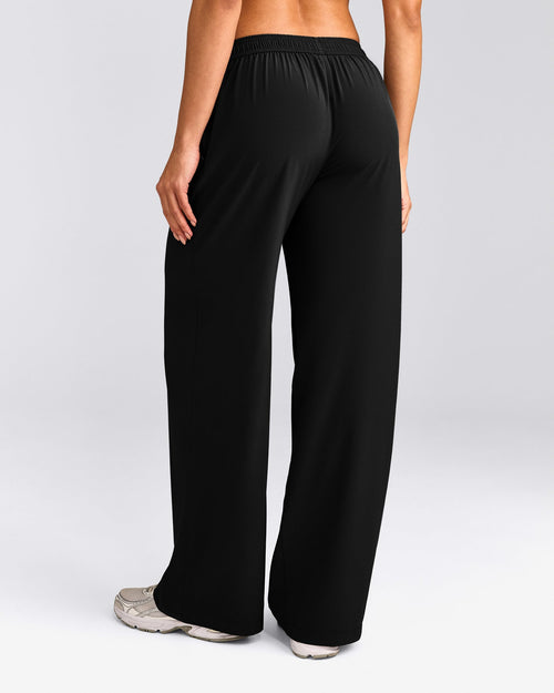 AirMove™ Straight Leg Bottoms with Reflective Logo | Black