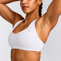 EasyLift™ Cross Back Sports Bra | White