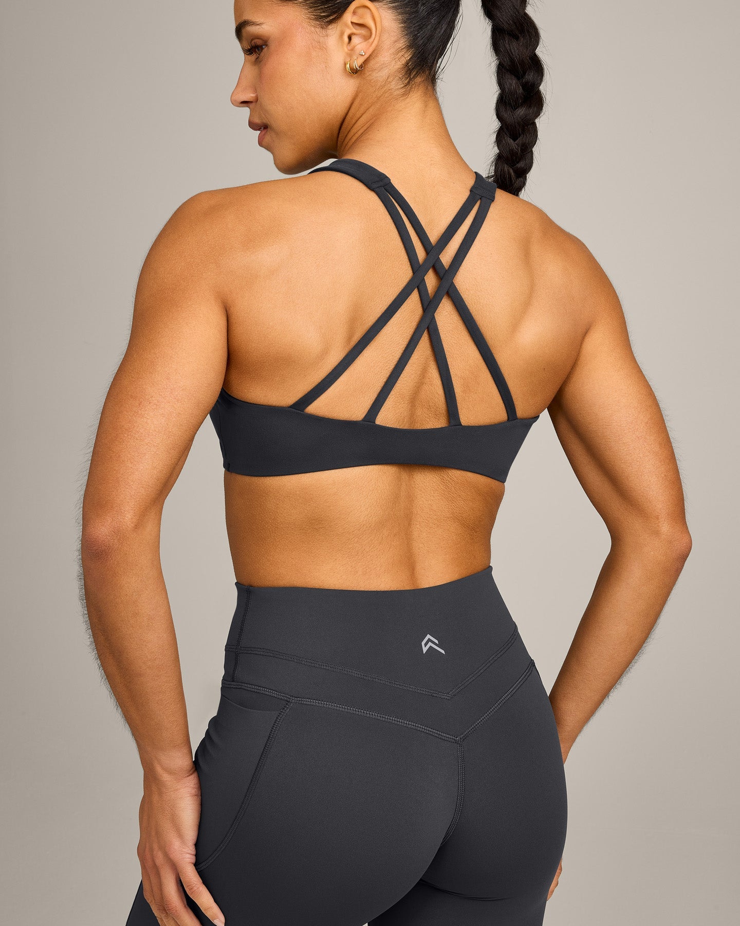 EasyLift™ High Neck Sports Bra with Grey Logo | Coal