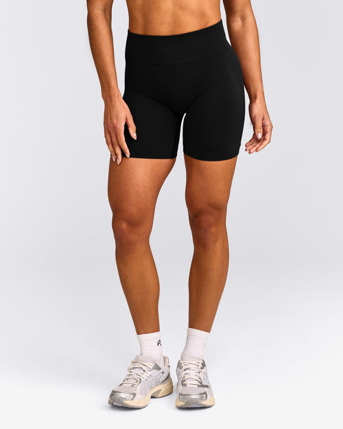 EffortlessLift™ Seamless Mid Rise Shorts with Grey Logo | Black