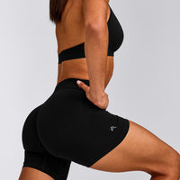 EffortlessLift™ Seamless Mid Rise Shorts | Black