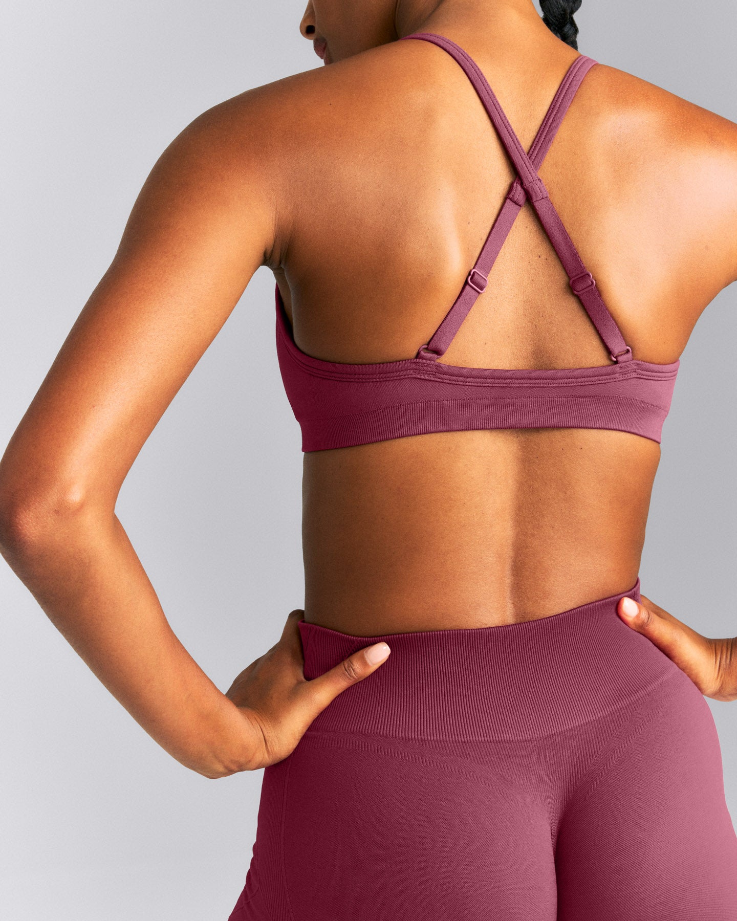 EnhanceLift™ Seamless Strappy Sports Bra | Burnt Maroon Red
