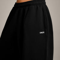 Foundations Cosy Oversized Straight Leg Joggers | Black