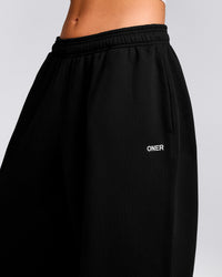 Foundations Cosy Oversized Straight Leg Joggers | Black