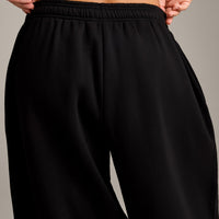 Foundations Cosy Oversized Straight Leg Joggers | Black