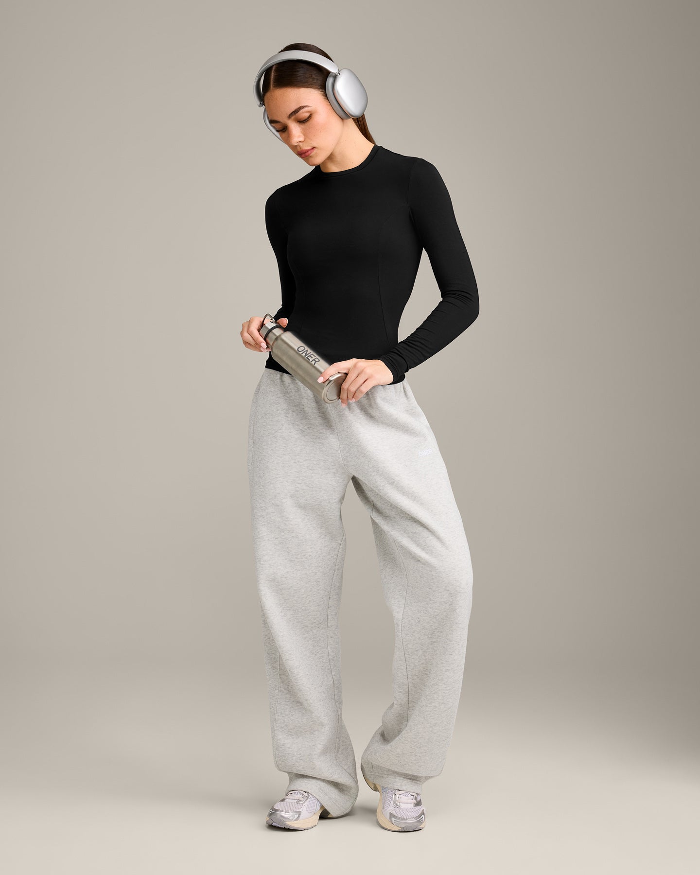 Mellow™ Motion Crew Neck Long Sleeve Top | Black