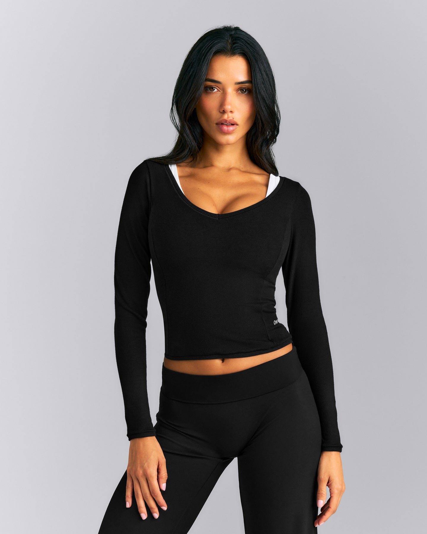 Mellow™ Rib V Neck Mid Long Sleeve Top | Black