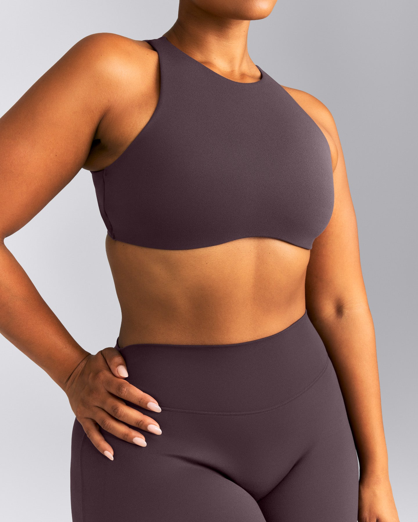 SoftMotion™ High Neck Sports Bra | Dark Umber Brown