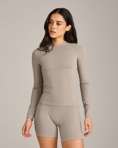 SoftMotion™ Long Sleeve Top with White Logo | Warm Sand