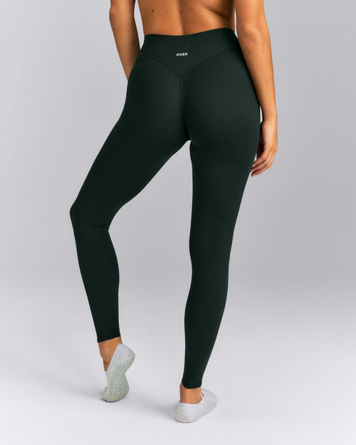 SoftMotion™ Wrap Leggings | Emerald Noir