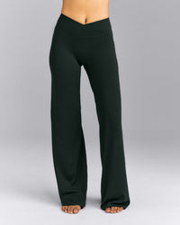 SoftMotion™ Wrap Straight Leg Leggings | Emerald Noir