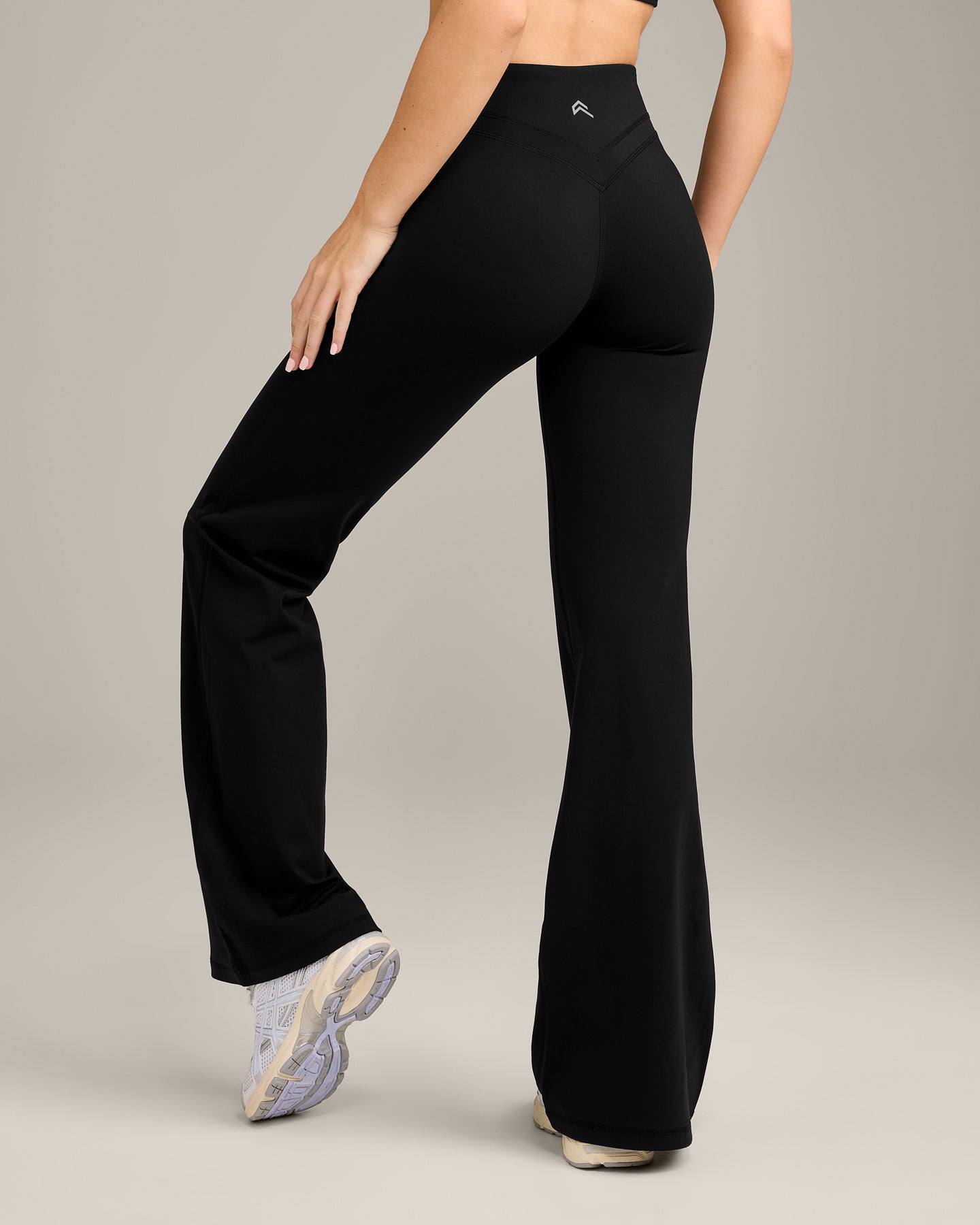 UnifiedMove Wrap Flared Bottoms with Reflective Logo | Black