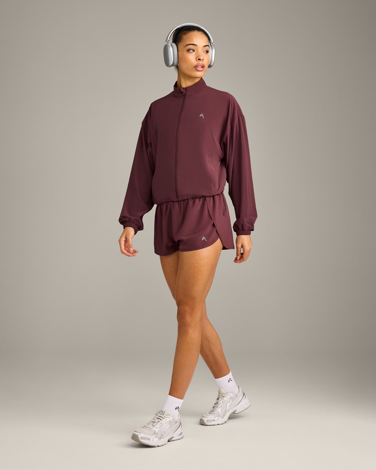 AirMove™ Jacket with Reflective Logo | Velvet Mocha