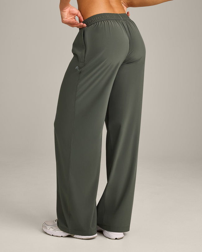AirMove™ Straight Leg Joggers | Dark Khaki