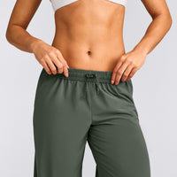 AirMove™ Straight Leg Bottoms with Reflective Logo | Dark Khaki