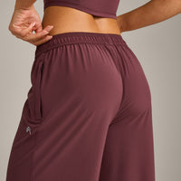 AirMove™ Straight Leg Joggers | Velvet Mocha