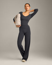 Mellow™ Motion Wide V Neck 3/4 Length Sleeve Mid Top | Coal