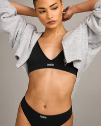 Seamless Strappy Bralette | Black