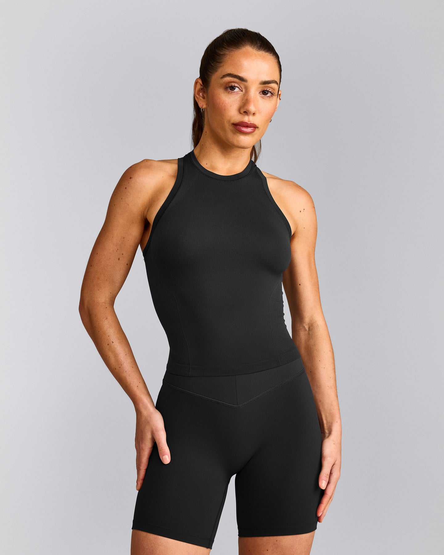 Oner Seamless Fitted Vest | Soft Black