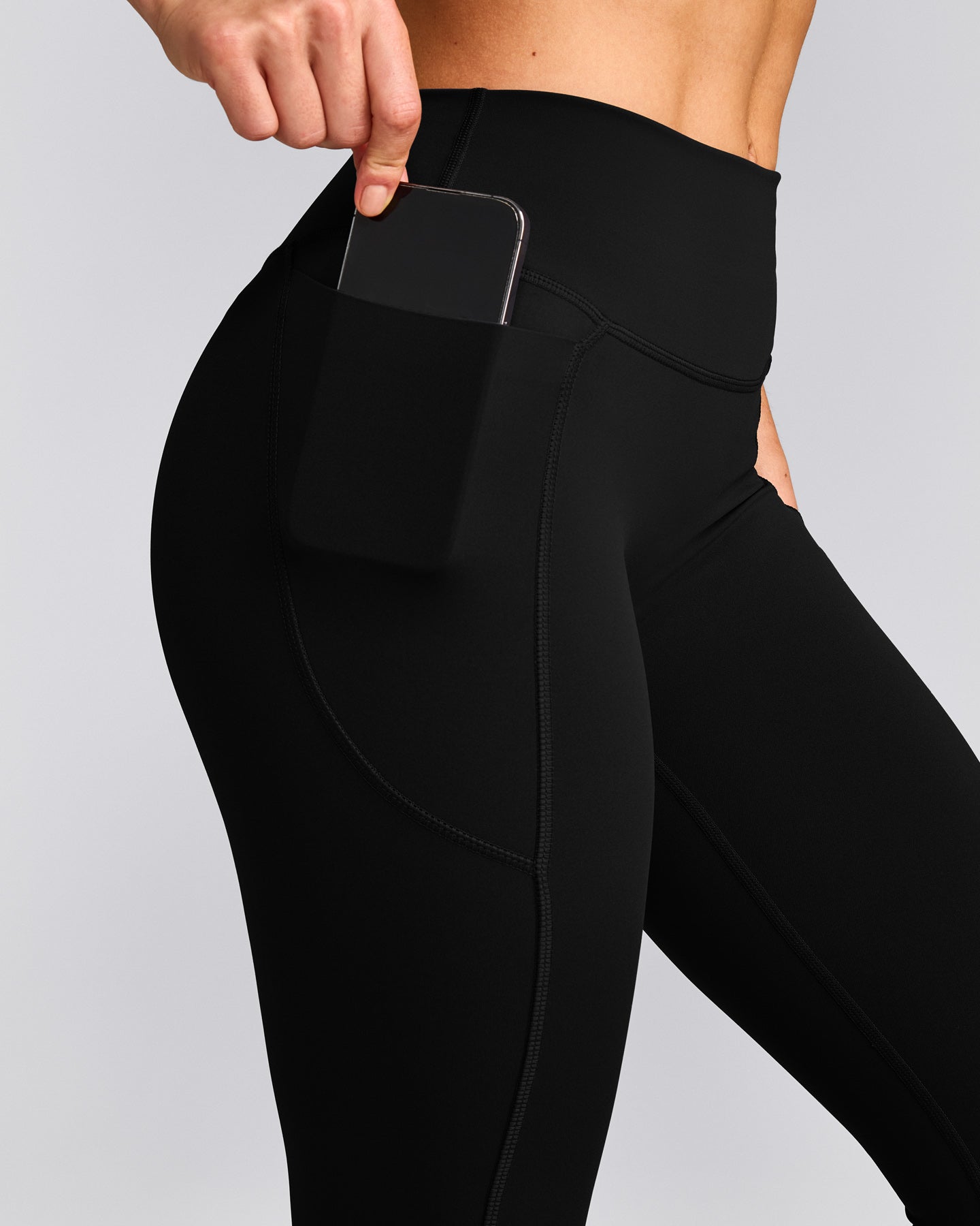 UnifiedMove™ Pocket Leggings with Bonding with Reflective Logo | Black