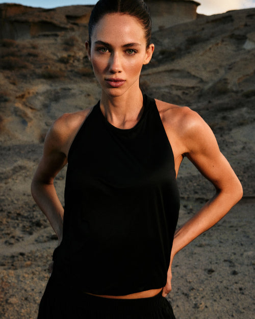 PrecisionMove™ Drop Armhole Vest | Black