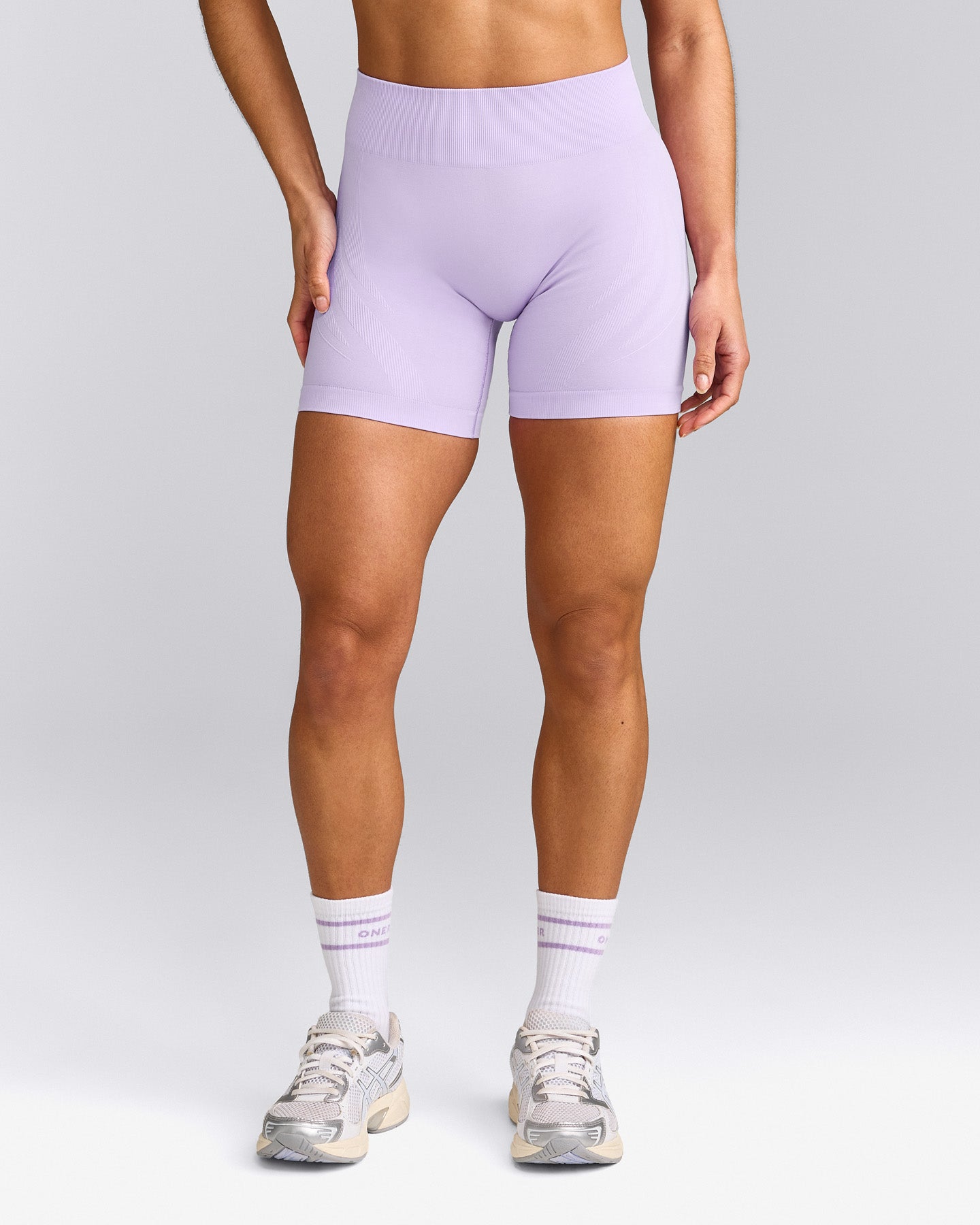 EnhanceLift™ Seamless Shorts with Grey Logo | Lavender Purple