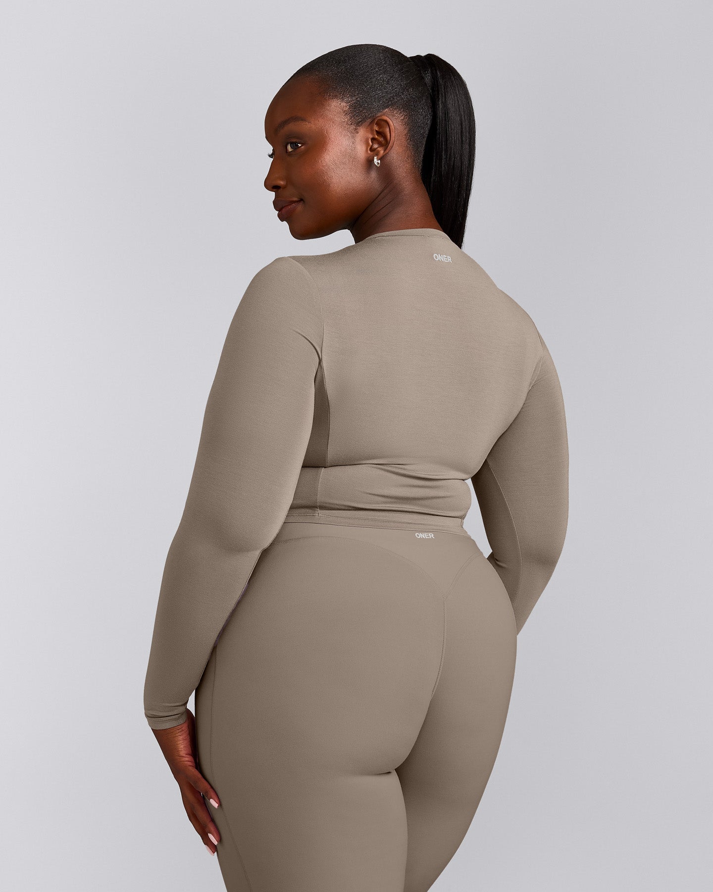 Mellow™ Motion Crew Neck Long Sleeve Mid Top | Warm Minky